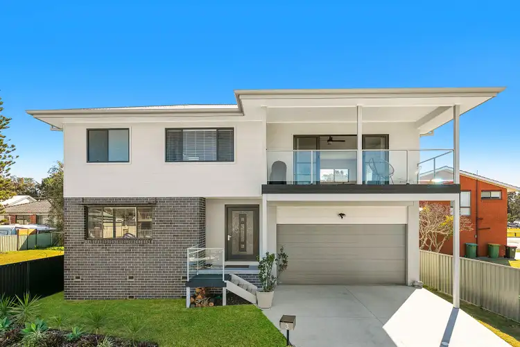 3 Lakeside Parade, The Entrance NSW 2261