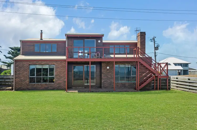Second view of Homely house listing, 5 Merrett Street, Peterborough VIC 3270