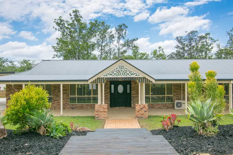 6 Hilton Drive, Camira QLD 4300