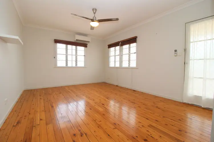 Second view of Homely house listing, 6 Edwards Place, Emerald QLD 4720