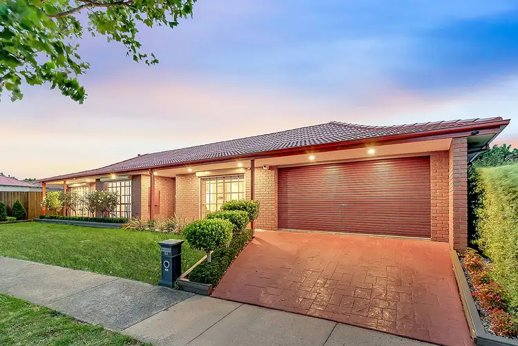 Second view of Homely house listing, 32 Newlyn Drive, Craigieburn VIC 3064