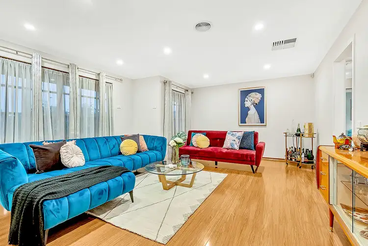 Seventh view of Homely house listing, 32 Newlyn Drive, Craigieburn VIC 3064