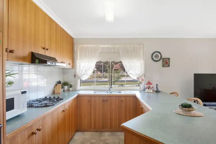 Sixth view of Homely house listing, 15 Lawrie Drive, Alfredton VIC 3350