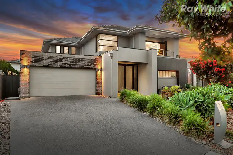 7 Fountain Court, Waterways VIC 3195