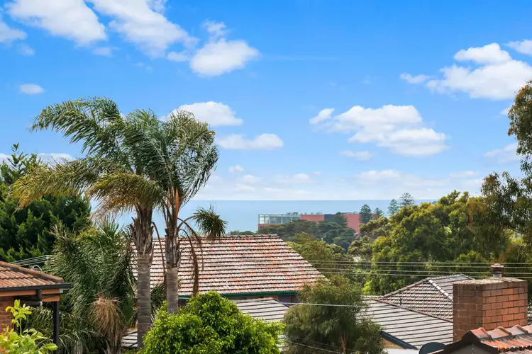 Second view of Homely house listing, 6 Callaghan Place, Frankston VIC 3199