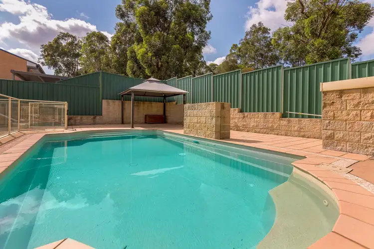 Second view of Homely house listing, 4 Maple Way, Fletcher NSW 2287