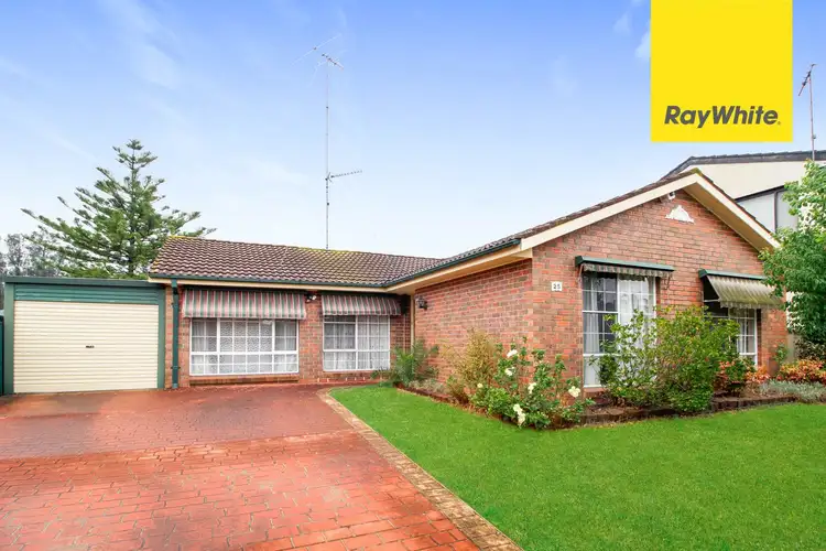 25 Solander Drive, St Clair NSW 2759