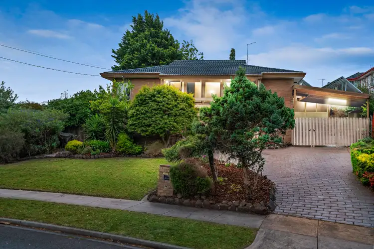 37 Santa Barbara Drive, Frankston VIC 3199