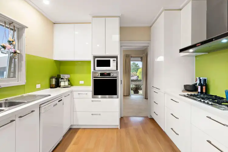 Fifth view of Homely house listing, 37 Santa Barbara Drive, Frankston VIC 3199