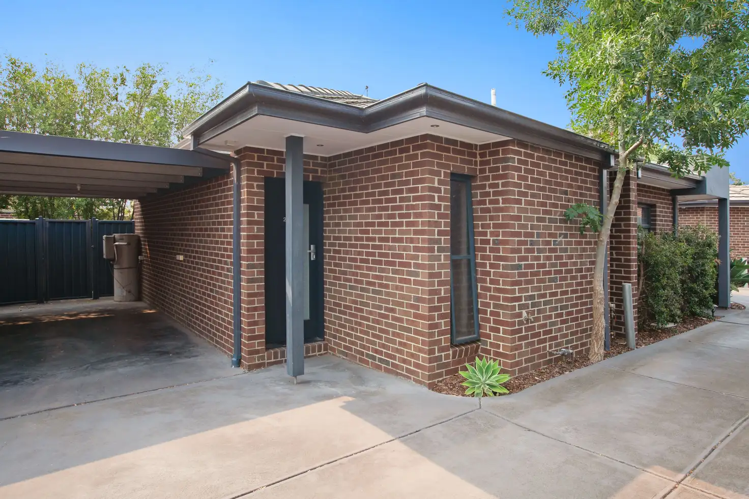 Main view of Homely unit listing, 2/41 McMahon Road, Reservoir VIC 3073