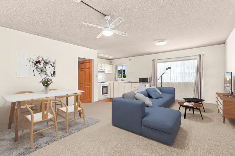 Main view of Homely unit listing, 4/23 Hillcrest Street, Wollongong NSW 2500