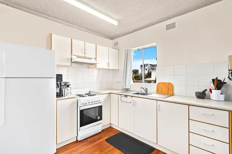 Second view of Homely unit listing, 4/23 Hillcrest Street, Wollongong NSW 2500