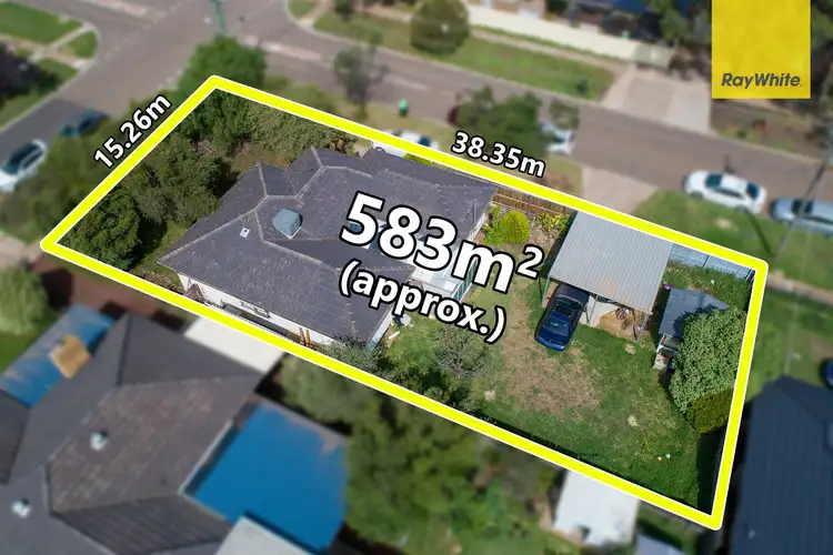100 George Street, St Albans VIC 3021