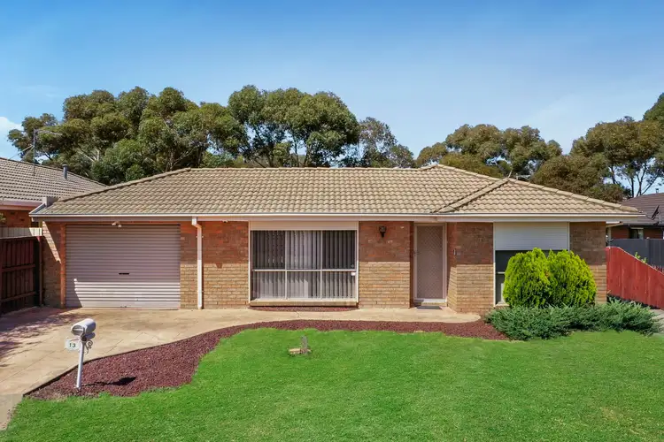 13 Alexander Close, Delahey VIC 3037