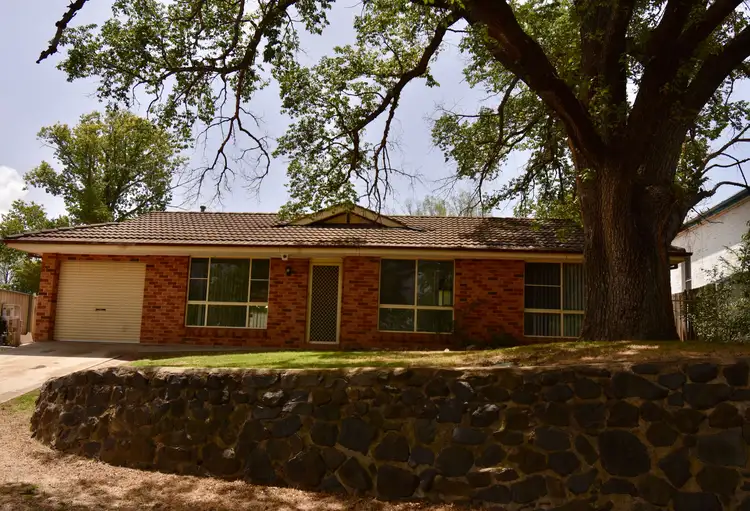 Main view of Homely house listing, 10 Elm Place, Kelso NSW 2795