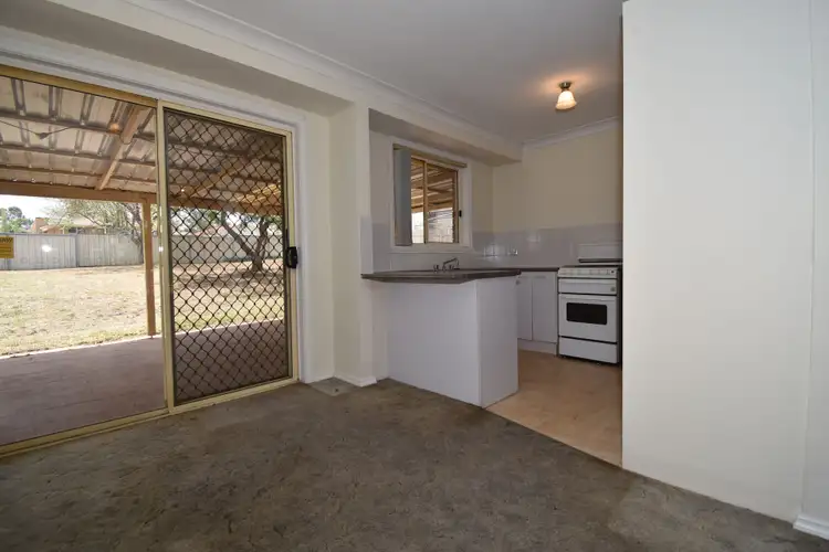 Second view of Homely house listing, 10 Elm Place, Kelso NSW 2795