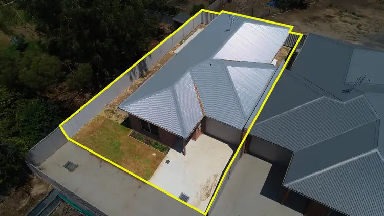 Second view of Homely townhouse listing, 4/9 Vale Street, Nagambie VIC 3608