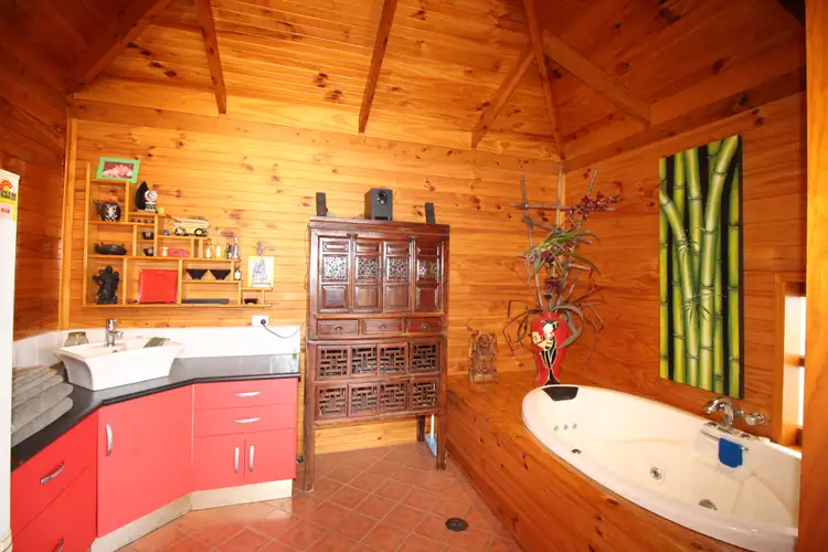 Fifth view of Homely house listing, 20 Forrest Lane, Emerald QLD 4720