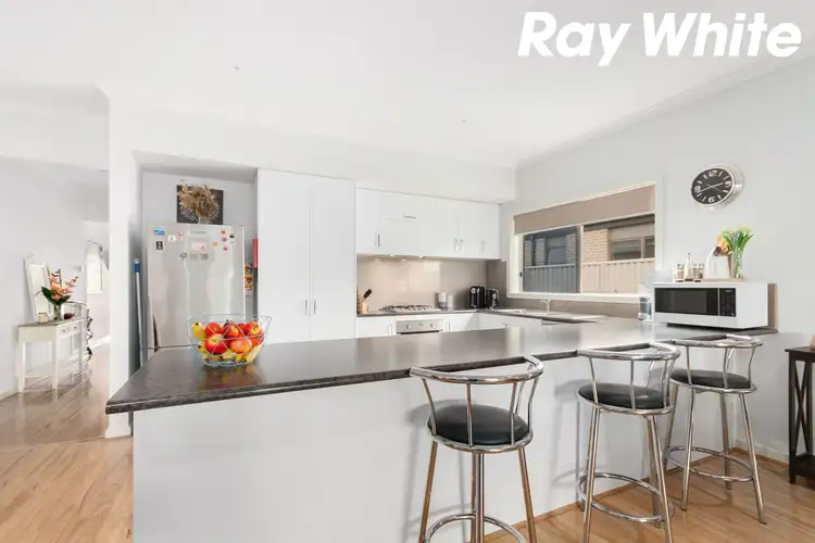 Fourth view of Homely house listing, 5 Hood Place, Pakenham VIC 3810
