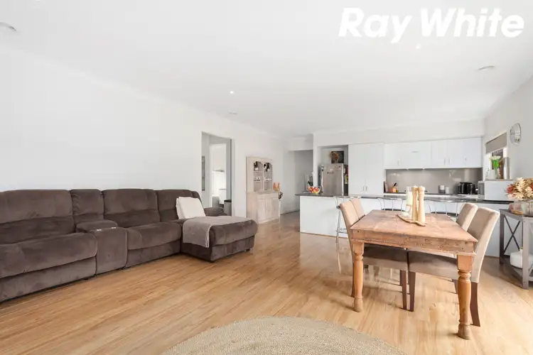 Sixth view of Homely house listing, 5 Hood Place, Pakenham VIC 3810