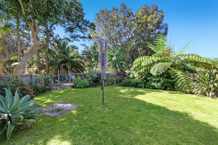 Fifth view of Homely house listing, 10 Stewart Avenue, Curl Curl NSW 2096