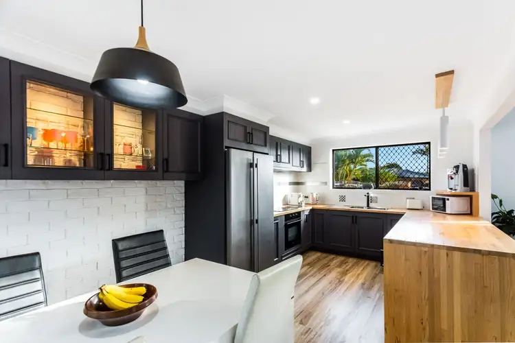 28 Barrine Crescent, Coombabah QLD 4216