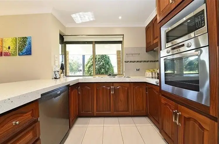 1a New Cross Road, Kingsley WA 6026