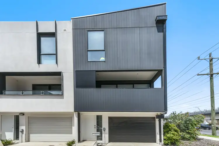 33/163 Carinish Road, Clayton VIC 3168