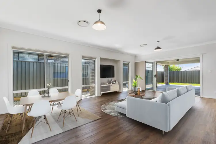 6 Polsson Street, Horsley NSW 2530