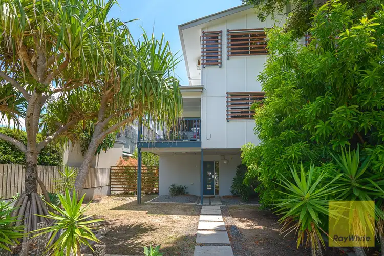 1/19-21 Hunter Avenue, Labrador QLD 4215