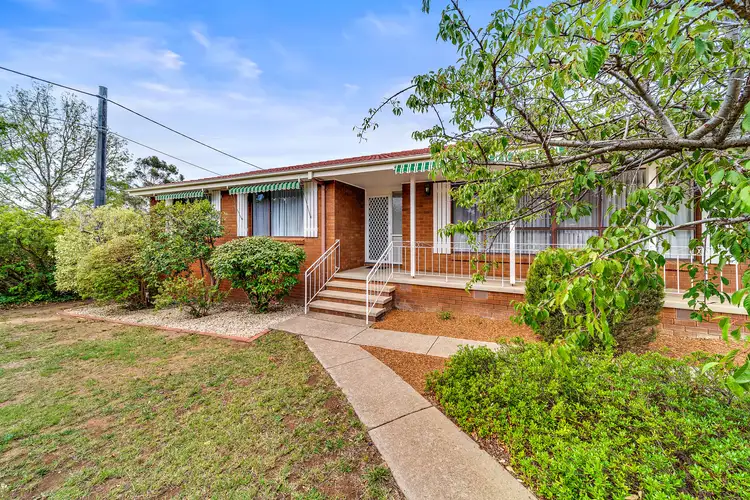 Second view of Homely house listing, 40 McCabe Crescent, Holt ACT 2615