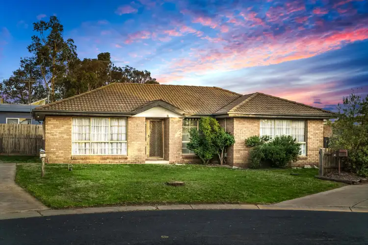 3 Donald Court, Kurunjang VIC 3337