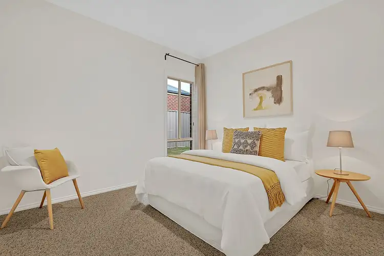 Fifth view of Homely house listing, 4 Mittagong Rise, Craigieburn VIC 3064