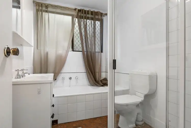 Fifth view of Homely unit listing, 2/10-14 Dural Street, Hornsby NSW 2077