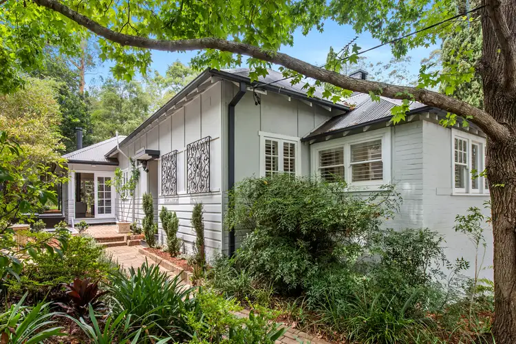 21 Nepean Avenue, Normanhurst NSW 2076