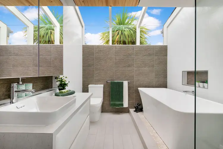 Fifth view of Homely house listing, 5 Ikara Place, Frankston VIC 3199