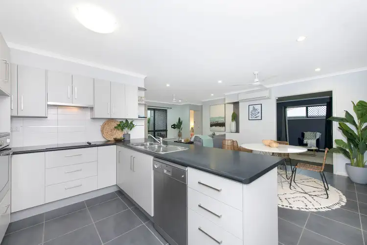 Fifth view of Homely house listing, 2 Pincer Court, Bushland Beach QLD 4818