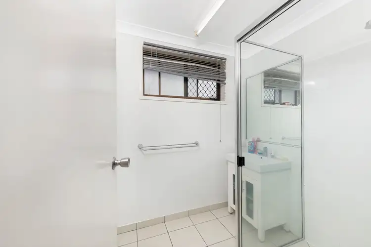 Sixth view of Homely unit listing, 2/76 Crofton Street, Bundaberg West QLD 4670