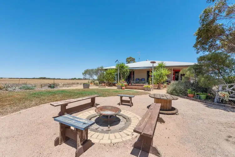 78 Skinner Road, Moonta SA 5558
