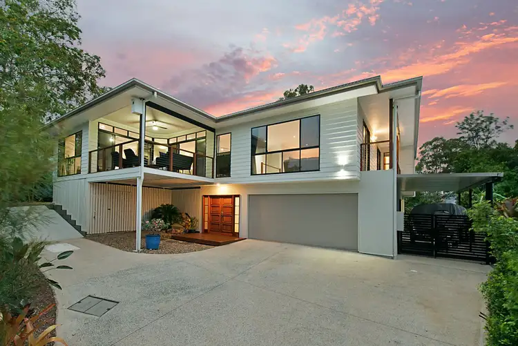 5 Lucyanne Court, Chapel Hill QLD 4069