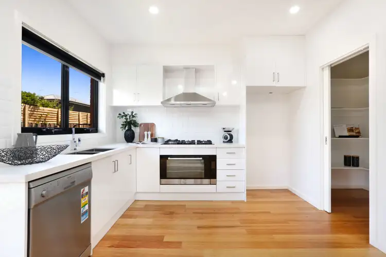 Sixth view of Homely villa listing, 2/73 Isla Avenue, Glenroy VIC 3046