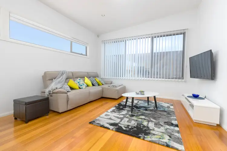 Third view of Homely house listing, 4/39 Mark Street, Rosebud VIC 3939