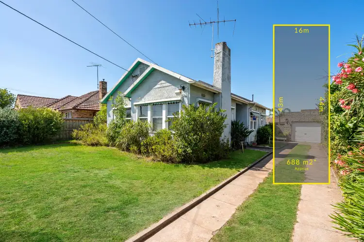 1096 North Road, Bentleigh East VIC 3165