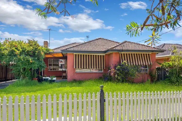 10 Stymie Street, Kingsbury VIC 3083