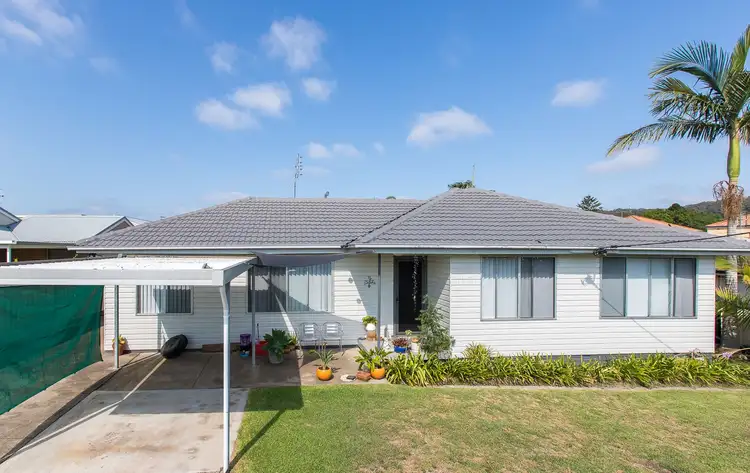 11 Margaret Street, Warners Bay NSW 2282