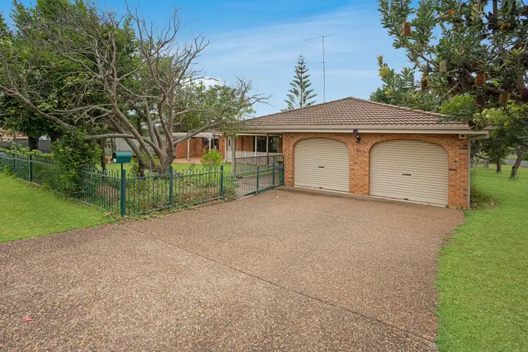 24 Hope Street, Culburra Beach NSW 2540