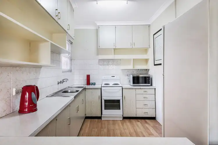 Fourth view of Homely unit listing, 2/174 Broadarrow Road, Riverwood NSW 2210