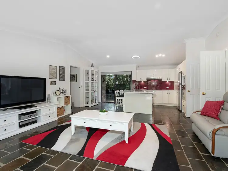 Fifth view of Homely house listing, 7 Judith Court, Runcorn QLD 4113