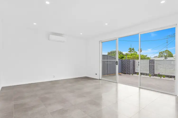 Third view of Homely townhouse listing, 2/6 Hopetoun Lane, Oak Flats NSW 2529