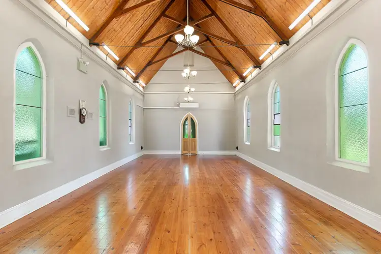 Sixth view of Homely house listing, 8 Palmerston Street, Berwick VIC 3806